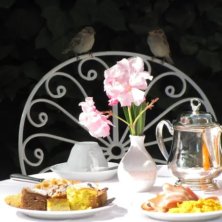 Ξενοδοχείο Milton