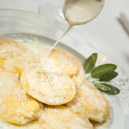 里米尼米尔顿酒店